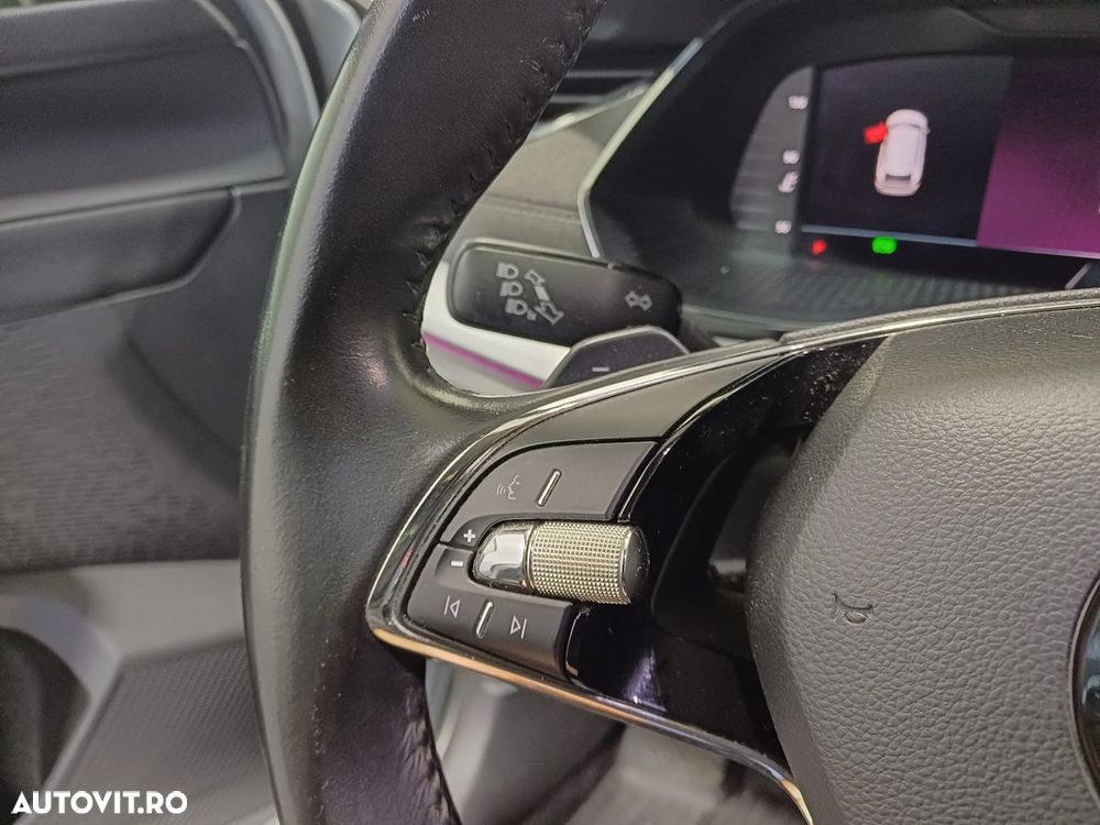 Skoda Octavia 2.0 TDI DSG Style - 10