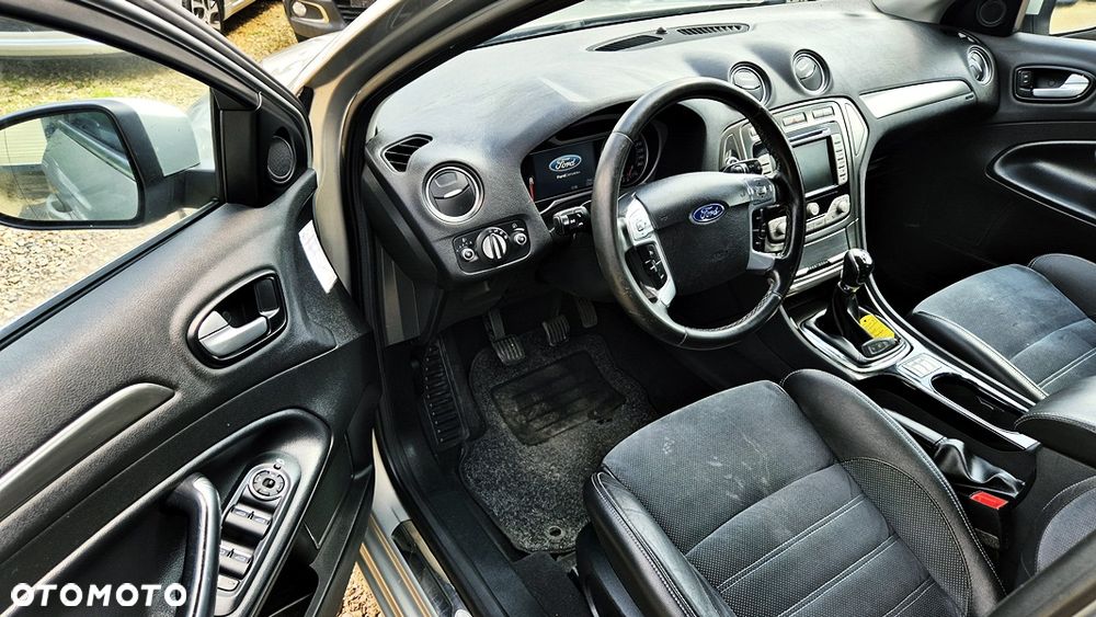 Ford Mondeo 2.0 FF Platinium X Plus (Titanium) - 29
