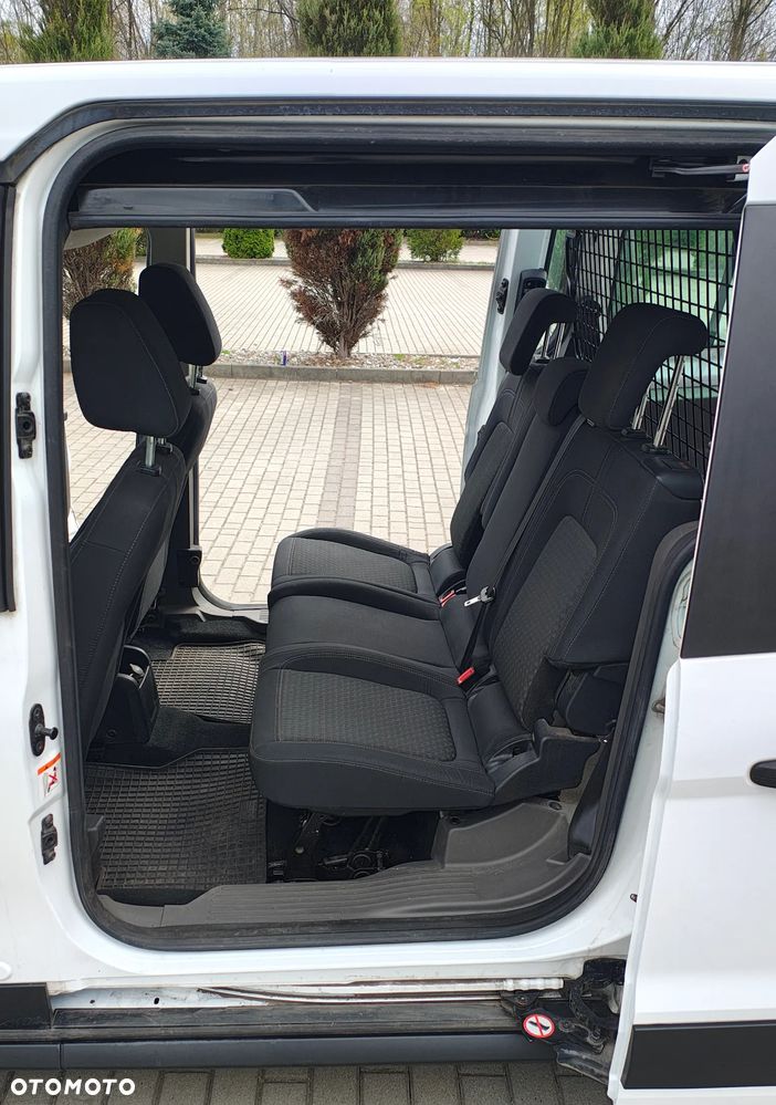 Ford Transit Connect II - 25