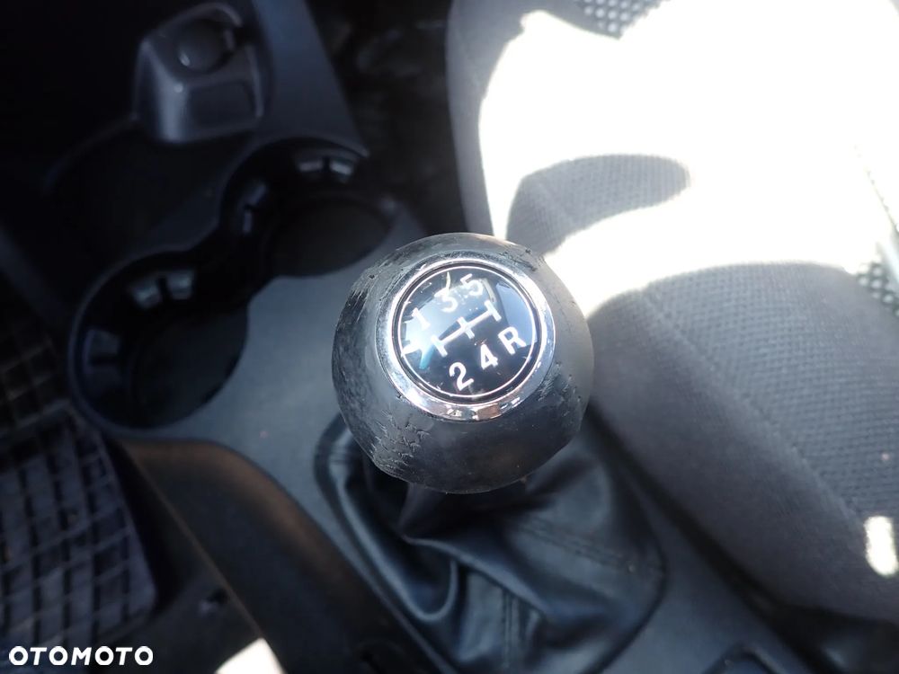 CZĘŚCI - Kia Sportage II 2,0 DOHC 16V G4GC 141KM 5B 2007 lakier 9P INDEX - 8397 - 10