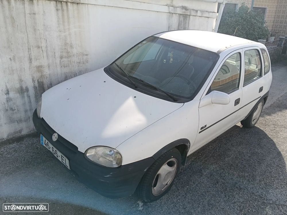 Opel Corsa 1.2 GLS - 1