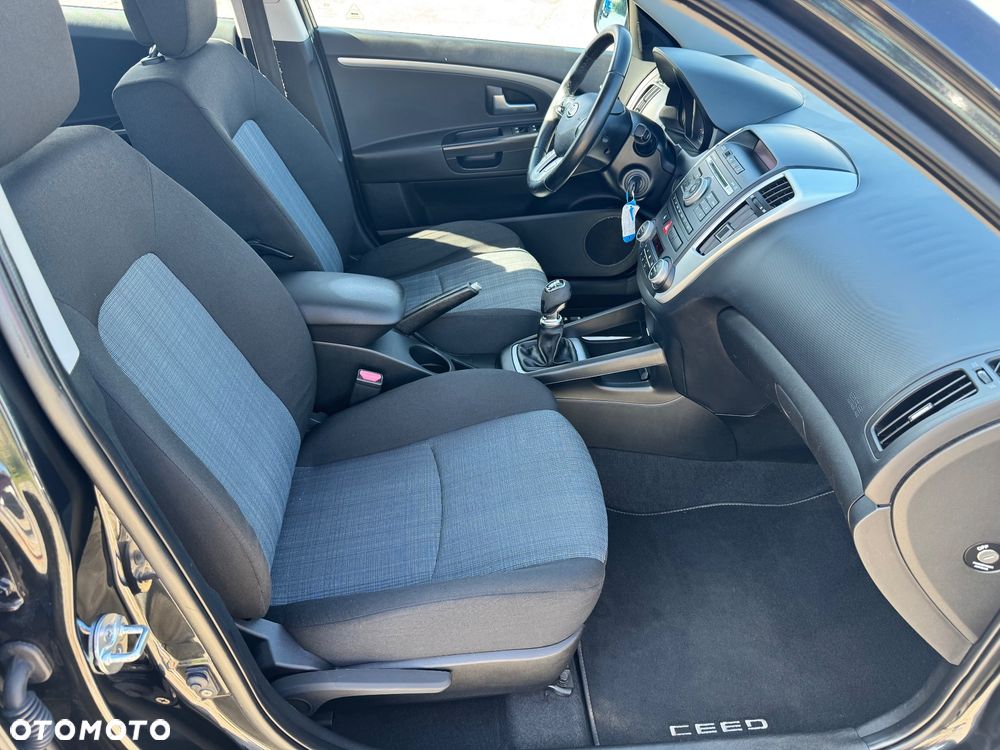Kia Ceed 1.6 Crdi Optimum + - 22