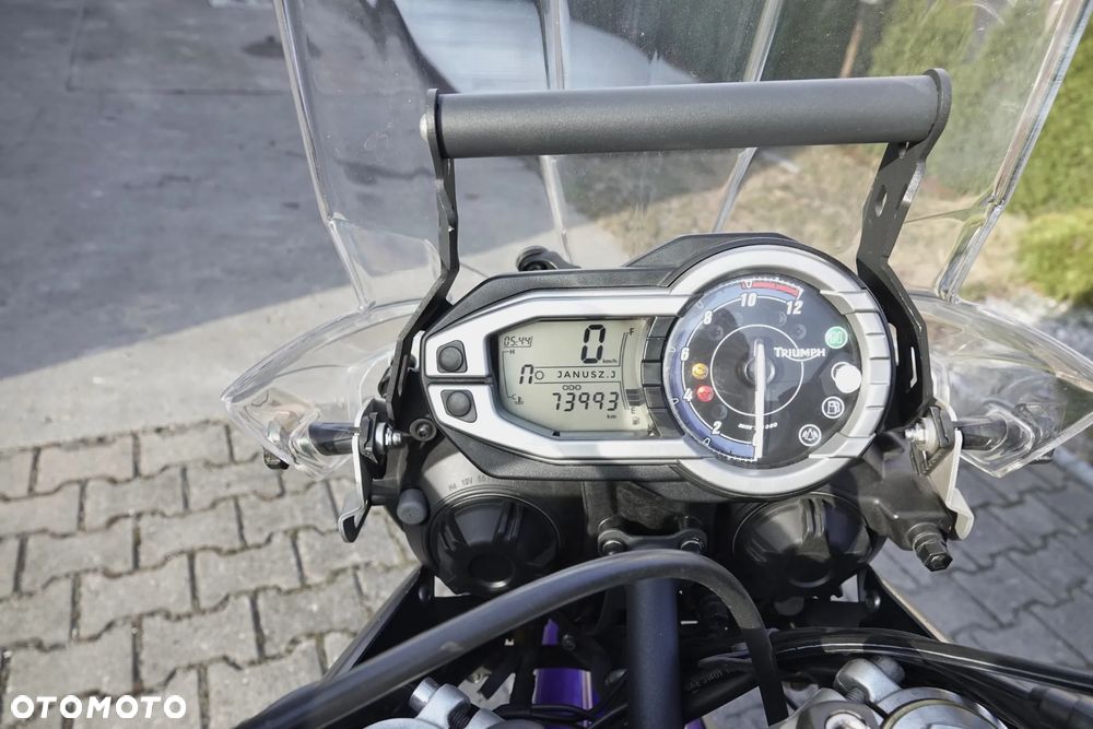 Triumph Tiger - 5