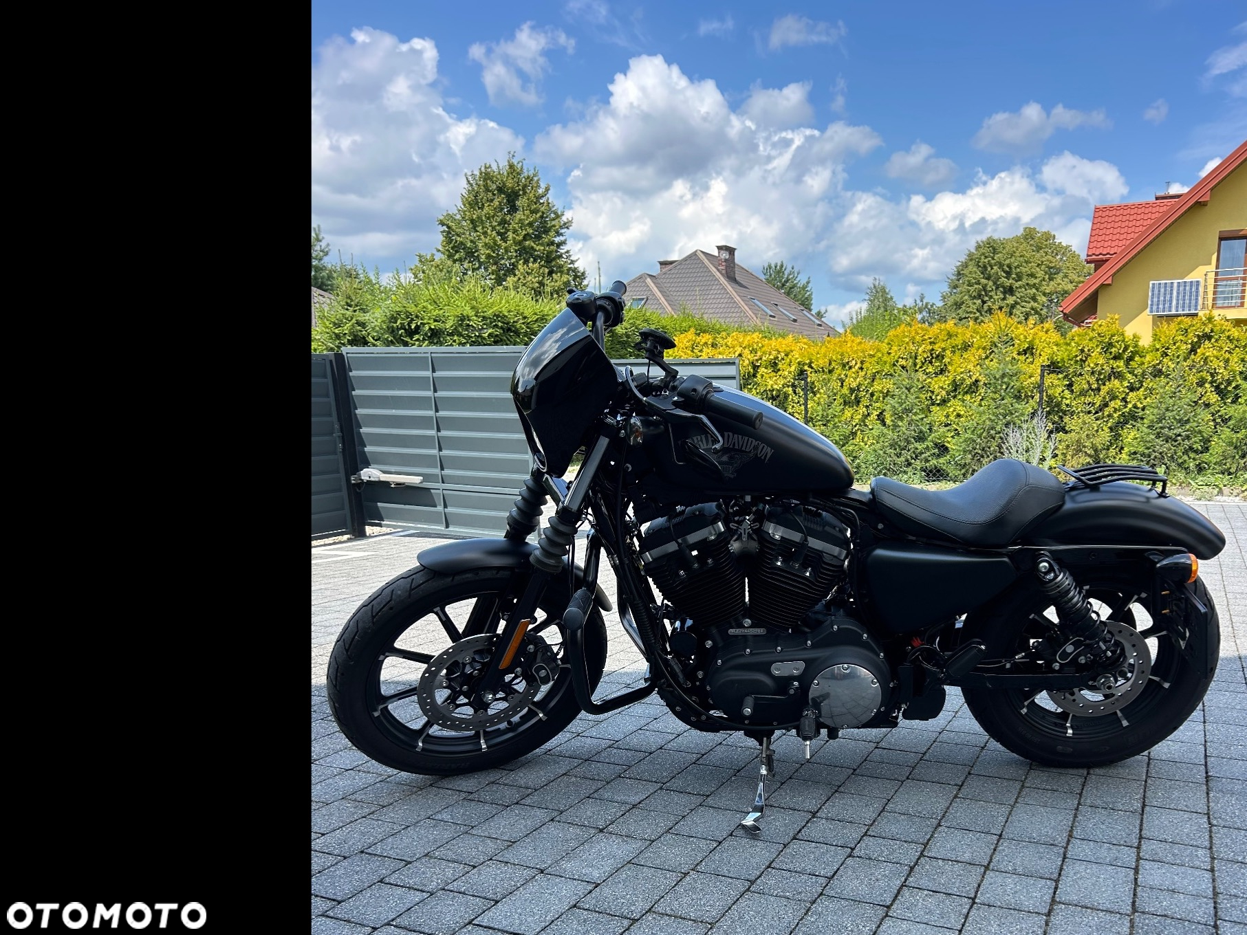 Harley-Davidson Sportster Iron 883 - 5
