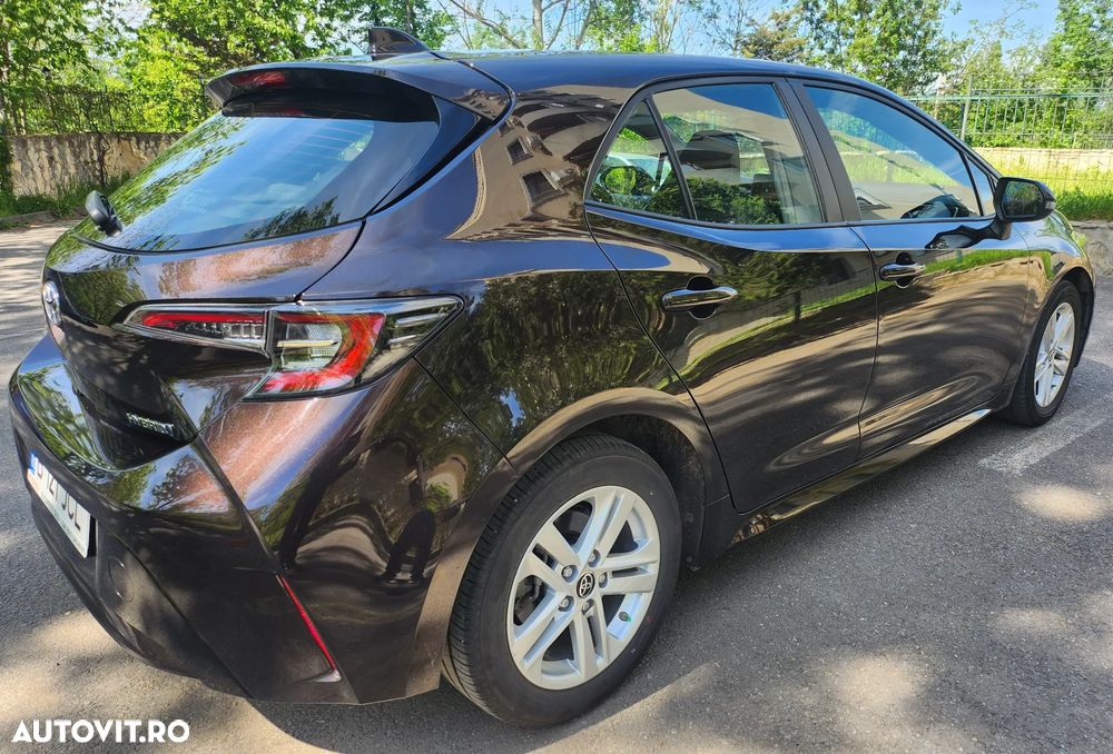 Toyota Corolla 1.8 HSD Dynamic - 3