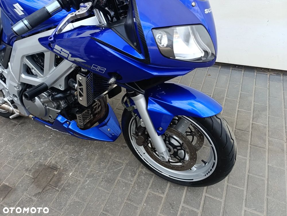 Suzuki SV - 33