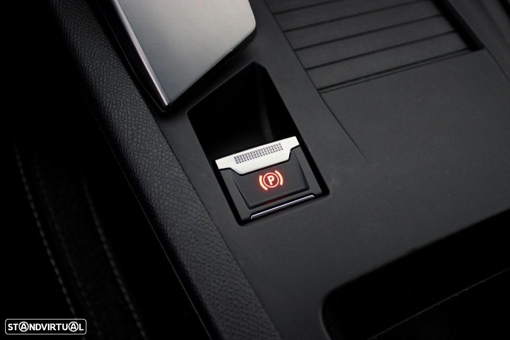 Peugeot 308 SW 1.6 Hybrid Active Pack e-EAT8 - 40