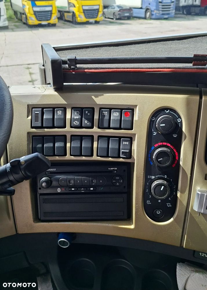 Renault Premium - 16