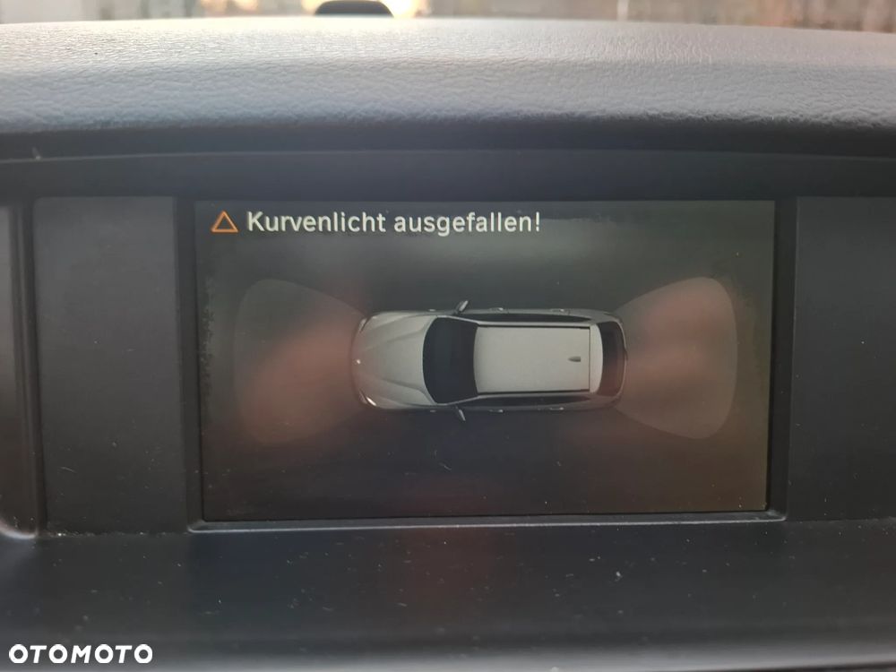 BMW X1 xDrive20d - 12