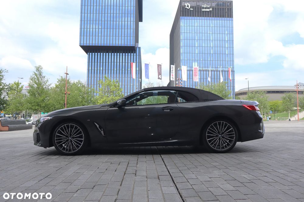 BMW Seria 8 840i - 7