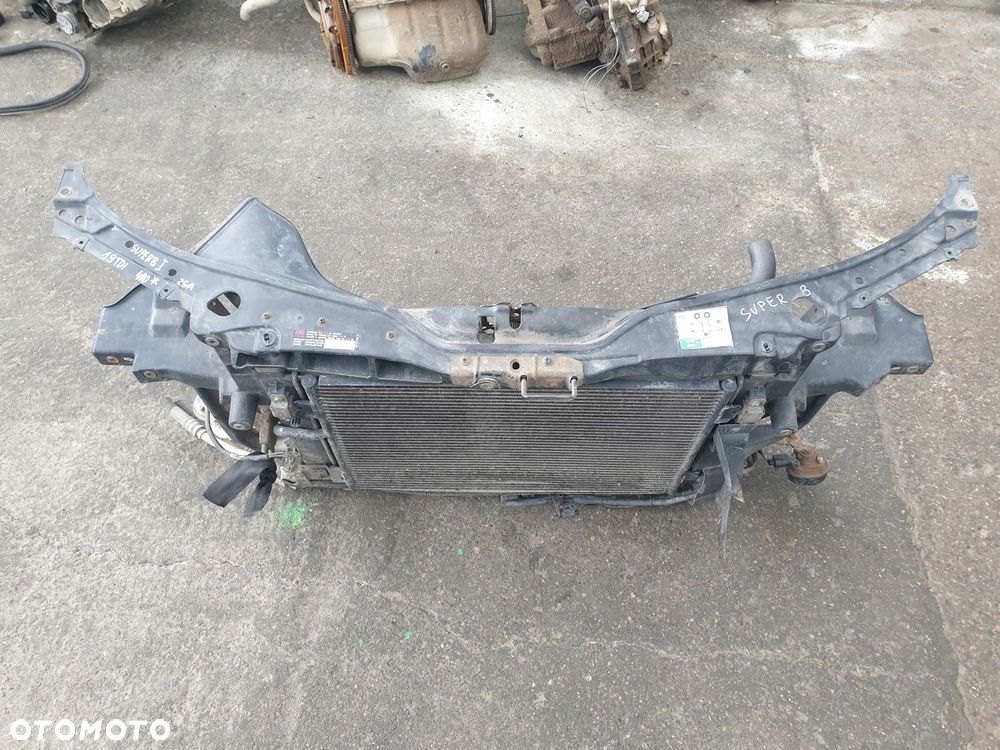 PAS PRZEDNI KOMPLET CHŁODNIC SKODA SUPER B 1.9 TDI - 2