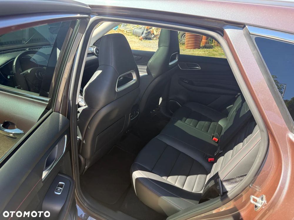 MG HS 1.5 T-GDI Exclusive DCT - 4