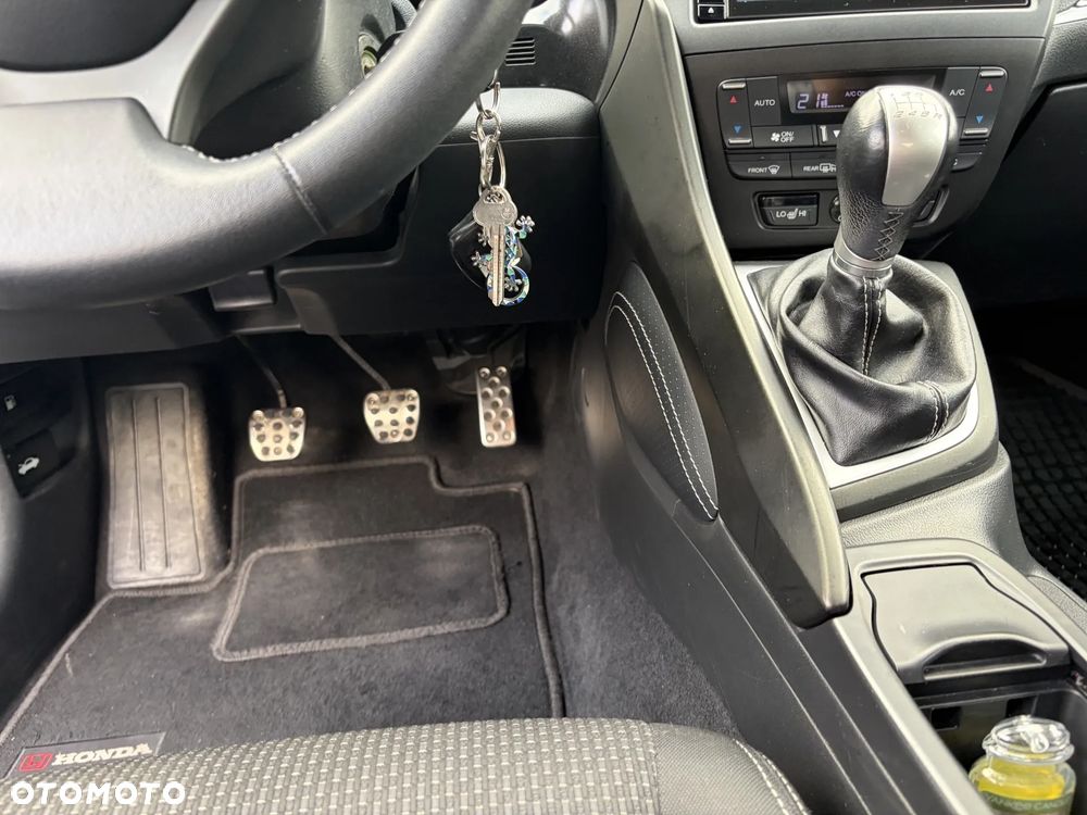 Honda Civic 1.8 Lifestyle (Honda Connect+) - 11