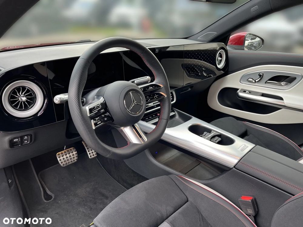 Mercedes-Benz CLA - 9