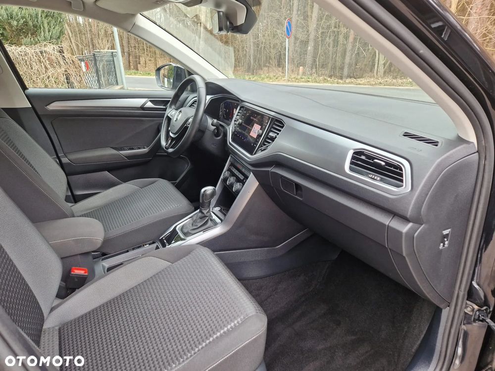 Volkswagen T-Roc 2.0 TDI SCR DSG ACTIVE - 9