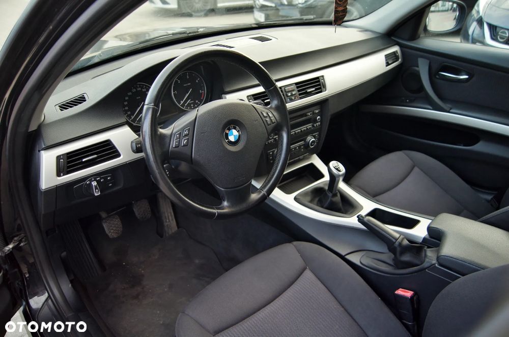 BMW Seria 3 320d - 7