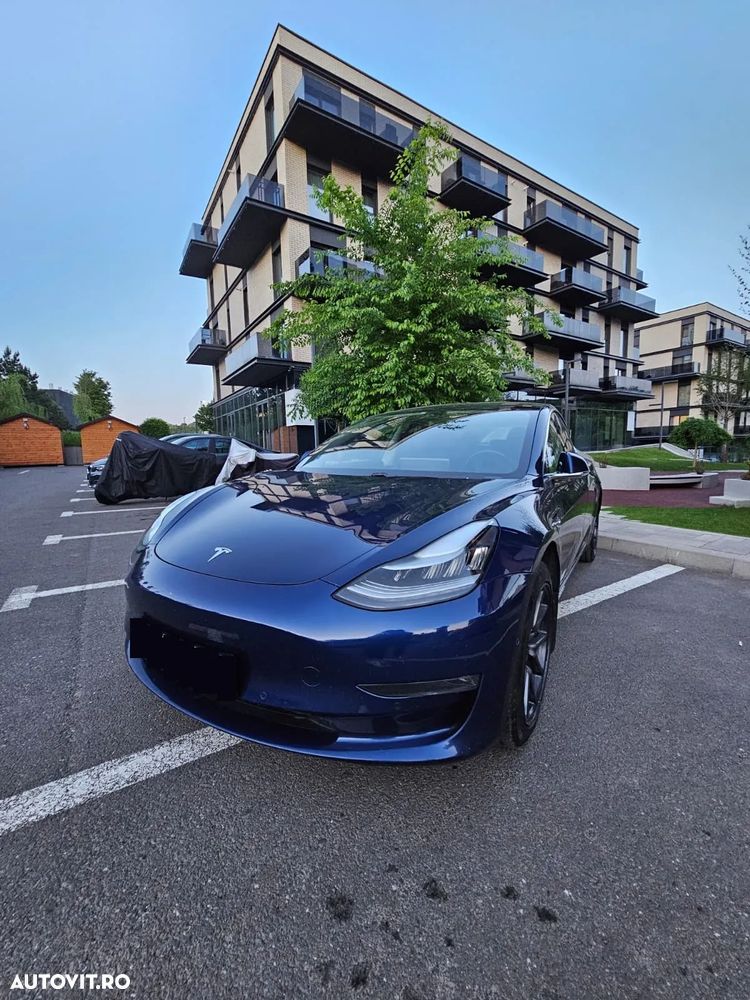 Tesla Model 3 Langstreckenbatterie Allradantrieb Dual Motor - 1