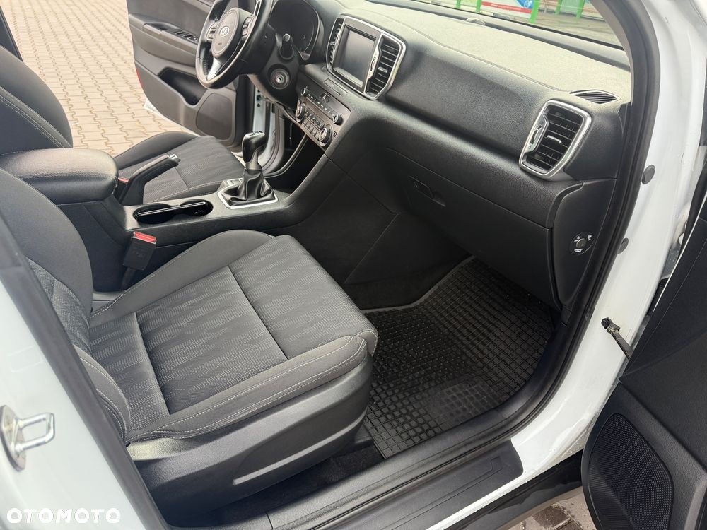 Kia Sportage 1.6 GDI M 2WD - 17