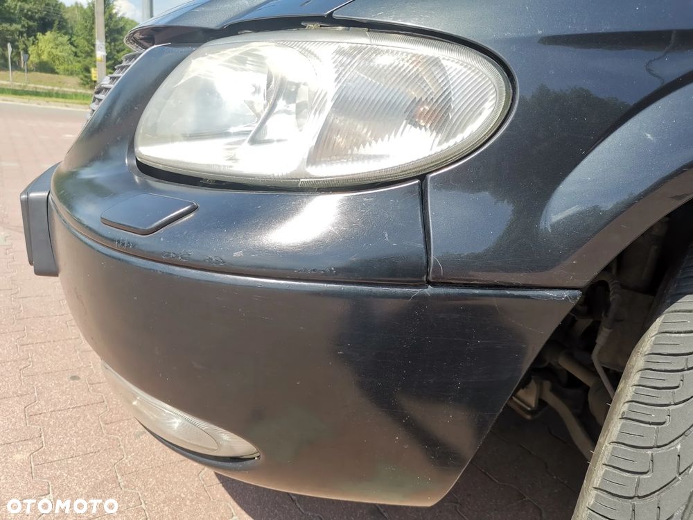 Chrysler Grand Voyager 3.3L Limited - 18