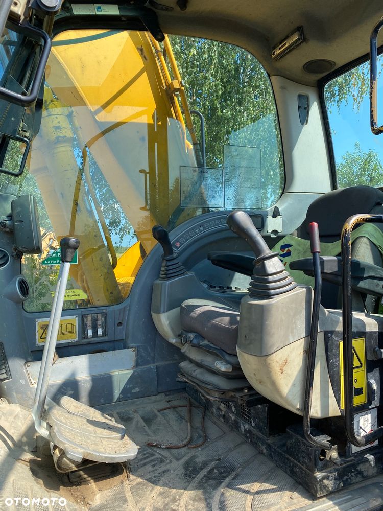 JCB JS130 - 13