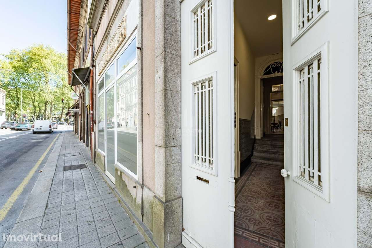 Residencial Estudantes- Prédio Arrendamento Rua Santa Catarina -Porto - Grande imagem: 4/40