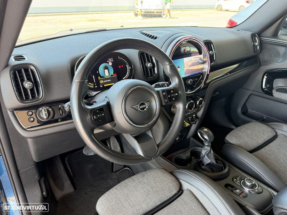 MINI Countryman Cooper SE ALL4 Sport Edition Auto — fotografia 2