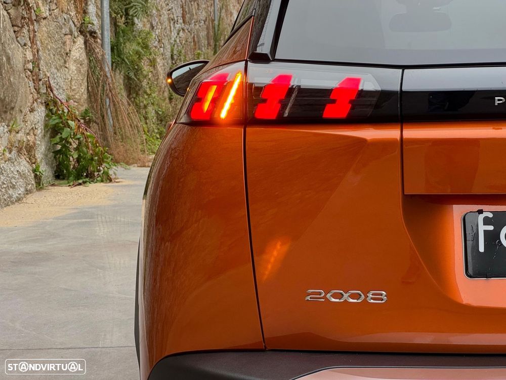 Peugeot 2008 1.2 PureTech Allure - 48