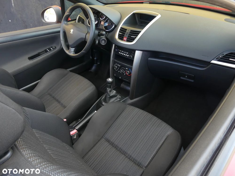 Peugeot 207 CC - 8