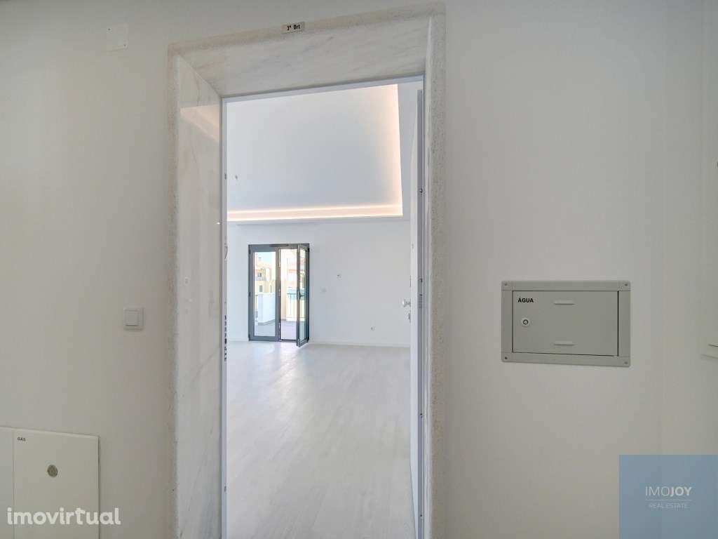 Fantástica Penthouse T3 com Vista Mar e Piscina, na Ericeira - Grande imagem: 3/44