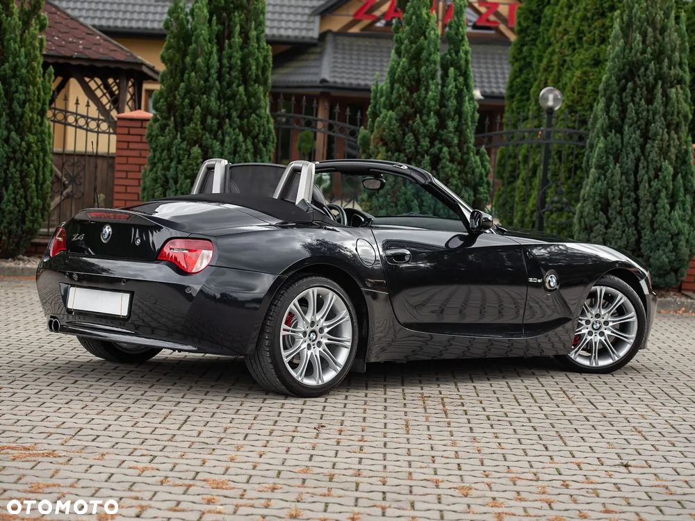 BMW Z4 3.0si - 8