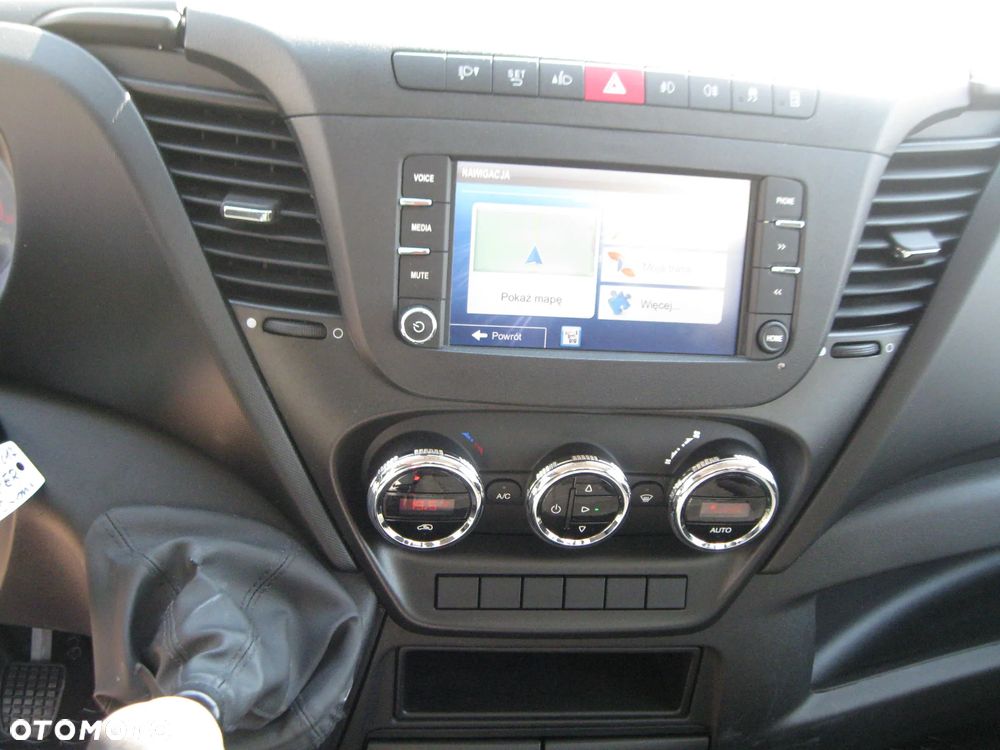 Iveco DAILY 35C17. WYWROTKA 4,30-M. KLIMA. NAWIGACJA - 10