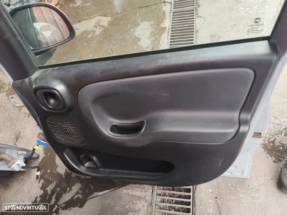 FIAT PANDA CROSS PORTA FRENTE DIREITA - PF627 - 6