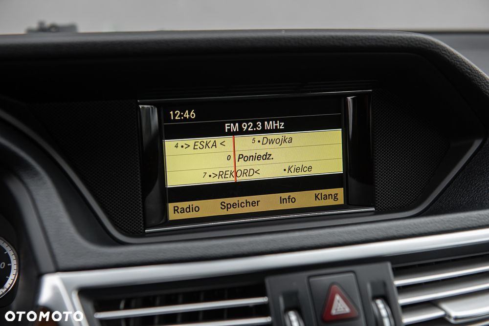 Mercedes-Benz Klasa E - 23