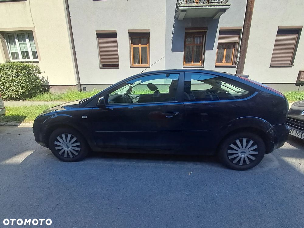 Ford Focus 1.4 Trend - 5