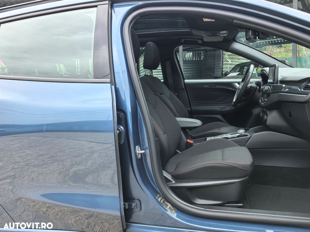 Ford Focus 1.5 EcoBlue Start-Stopp-System Aut. ST-LINE - 11