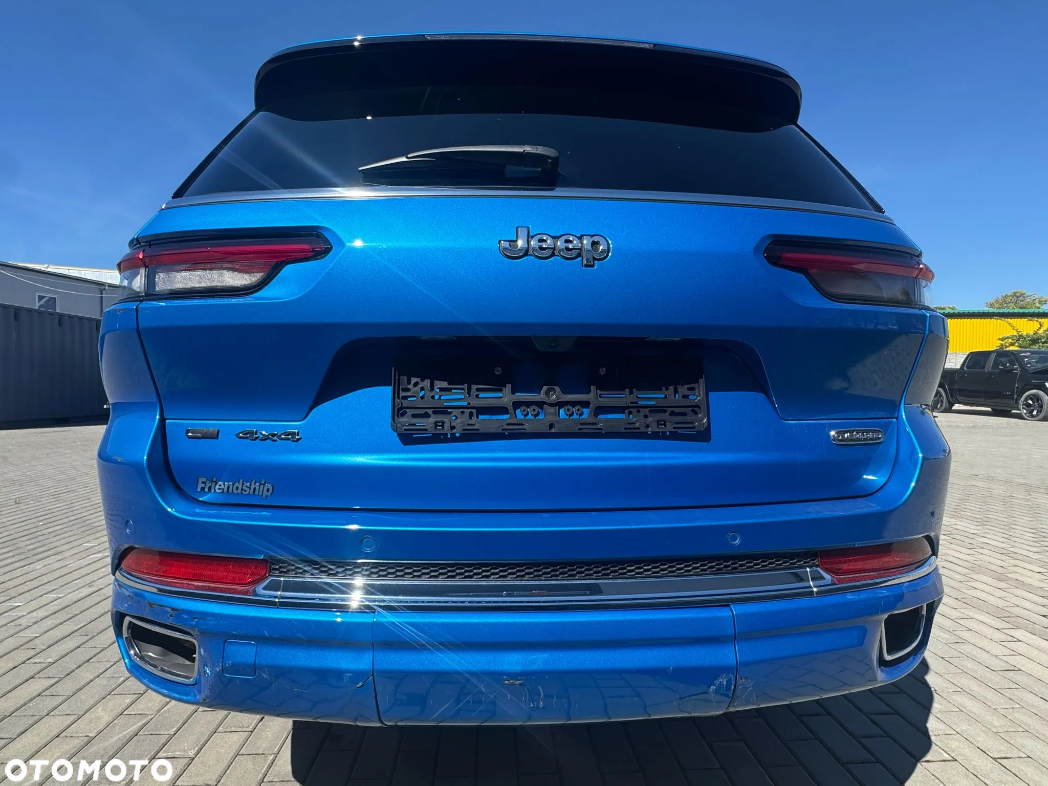 Jeep Inny - 25