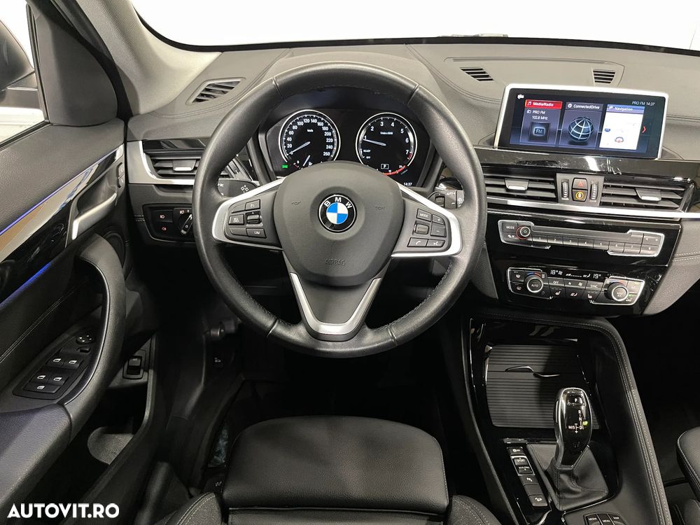 BMW X1 xDrive20i Aut. Sport Line - 7