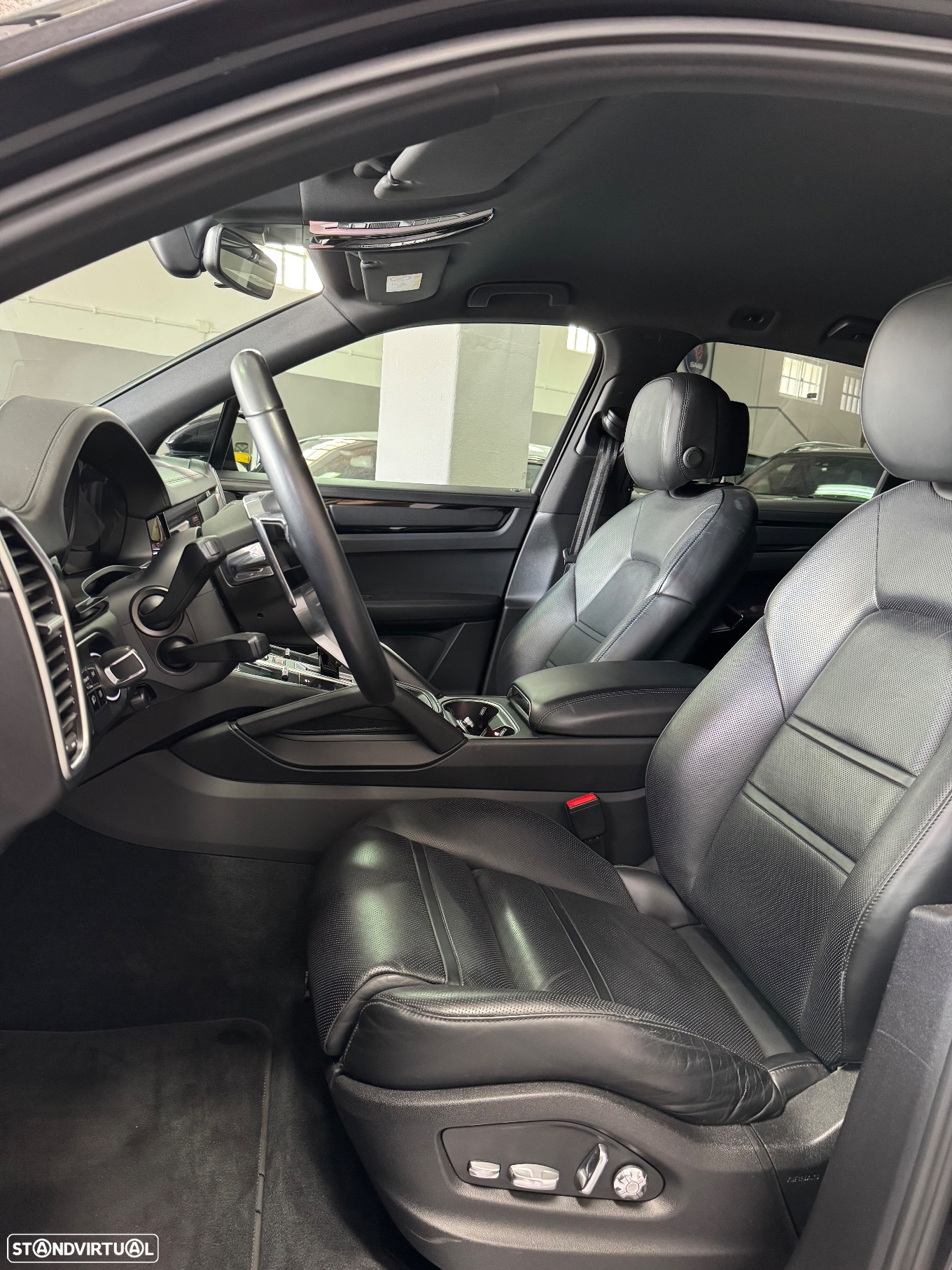 Porsche Cayenne E-Hybrid Platinum Edition - 17