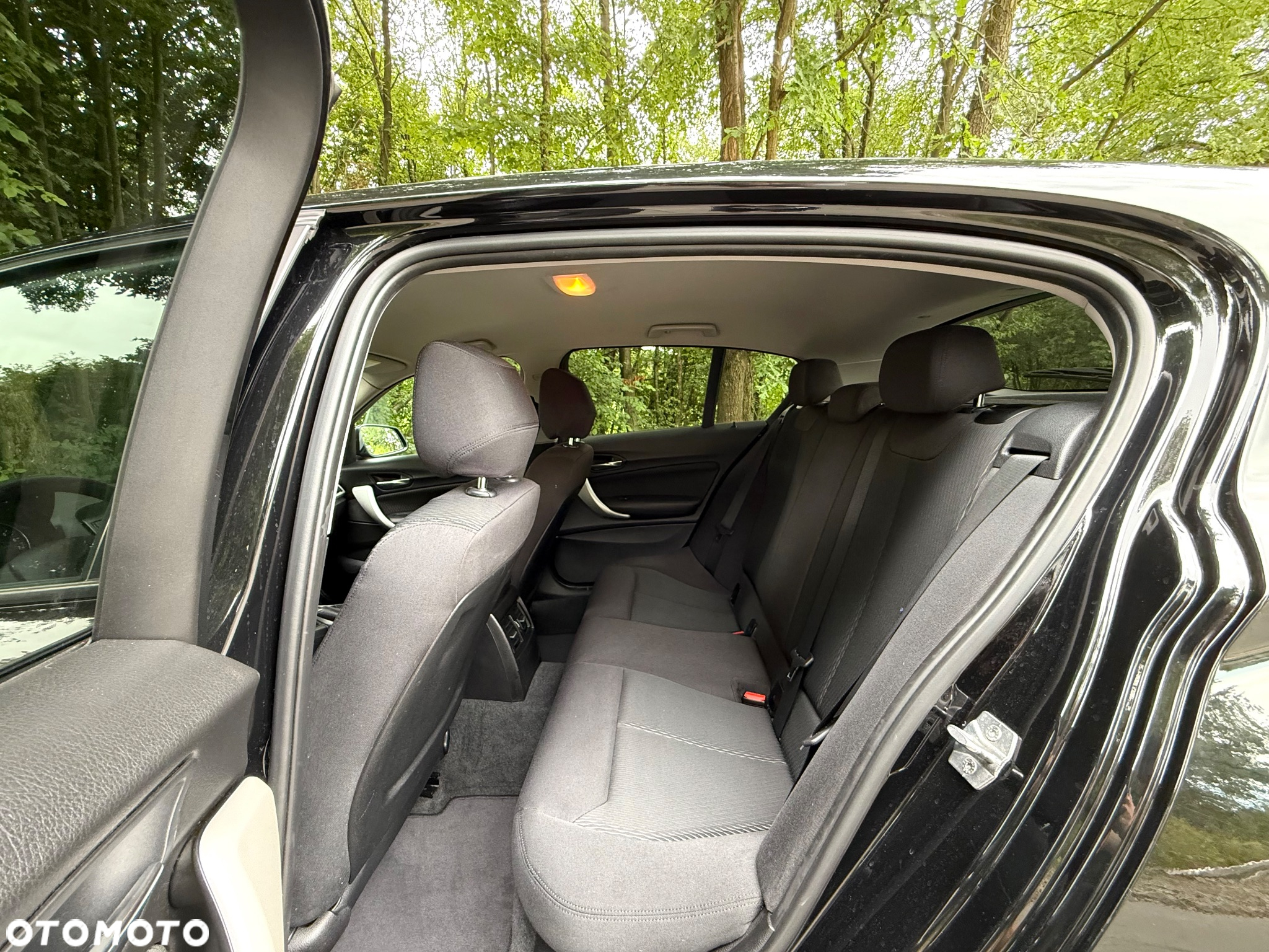 BMW Seria 1 116i - 21