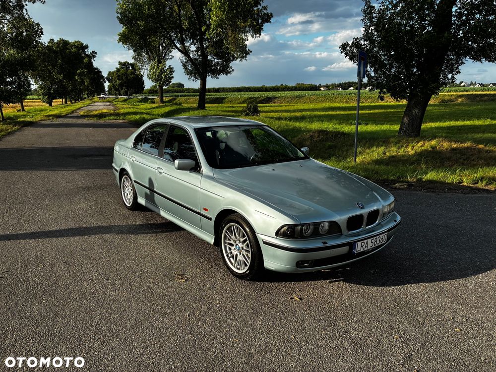 BMW Seria 5 - 1