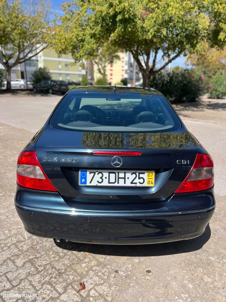 Mercedes-Benz CLK 220 CDi Avantgarde Aut. - 4