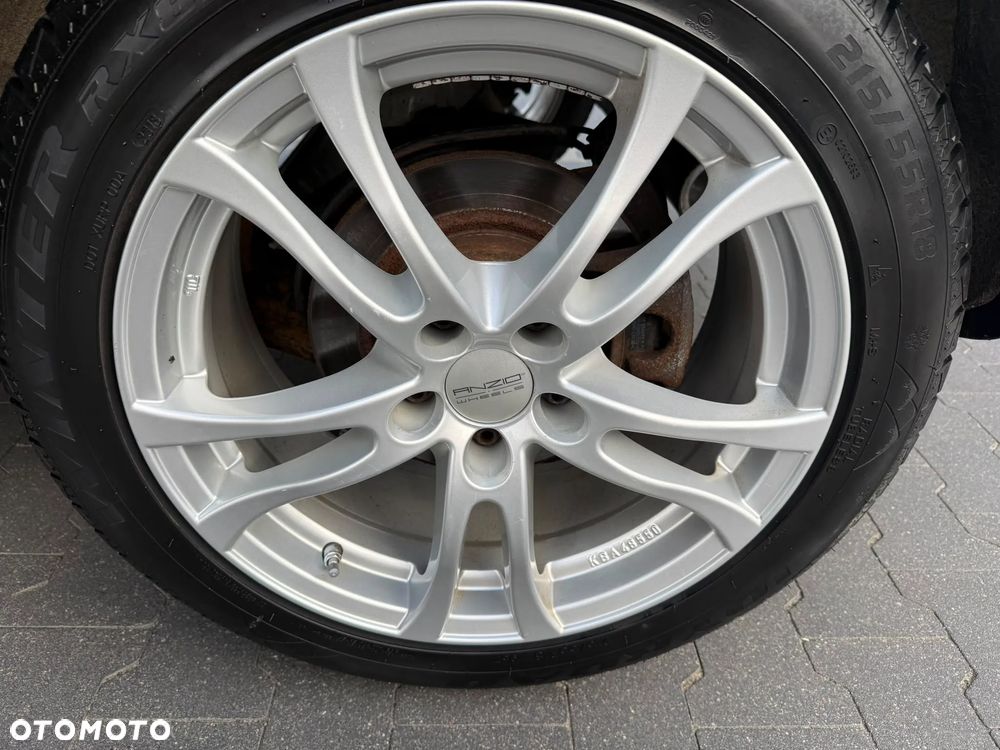 Nissan Qashqai 1.6 DCi Acenta EU6 - 8