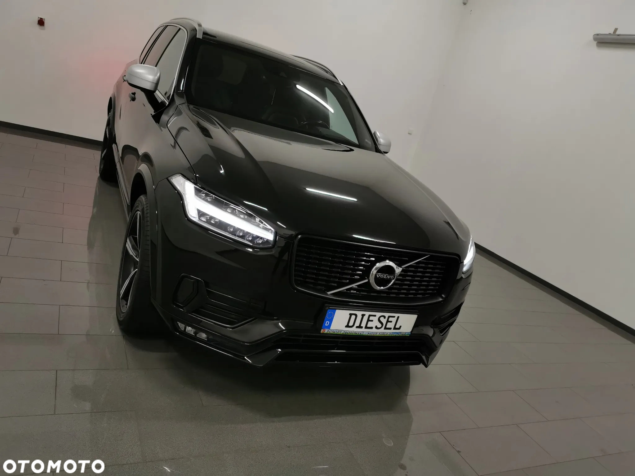 Volvo XC 90 D5 AWD R-Design - 5