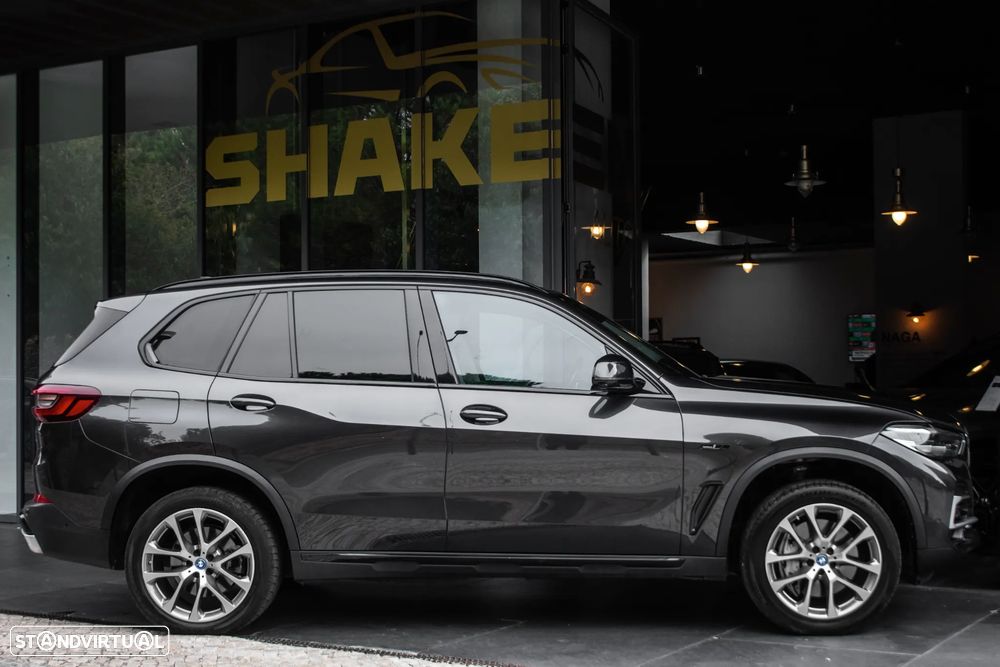 BMW X5 xDrive45e - 5