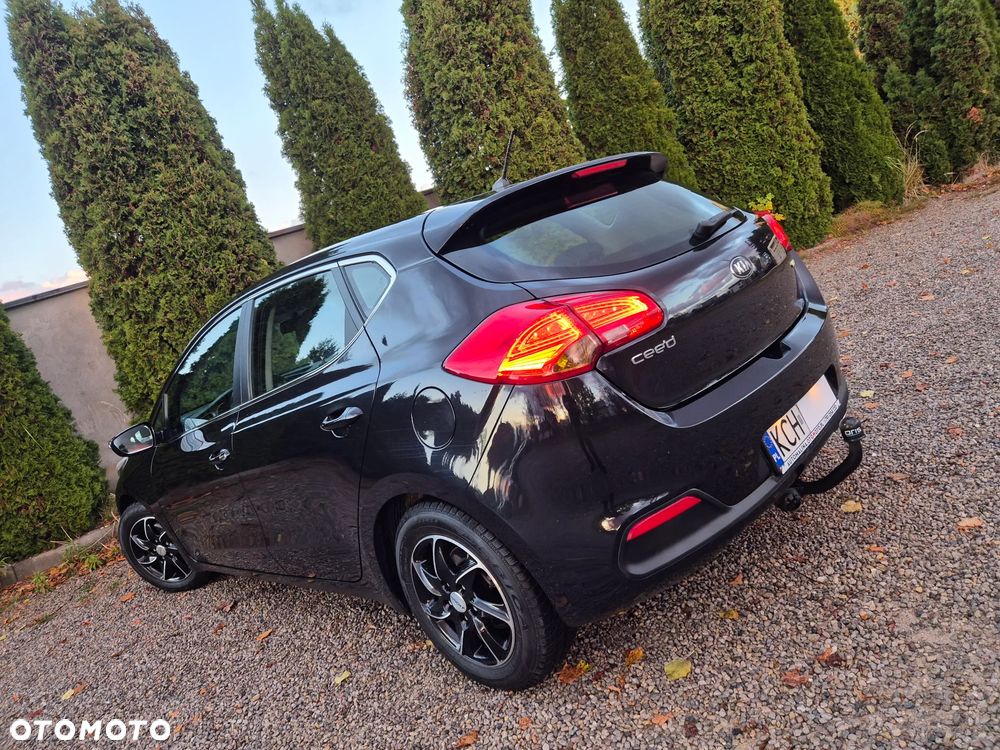 Kia Ceed 1.6 GDI Edition 7 - 4
