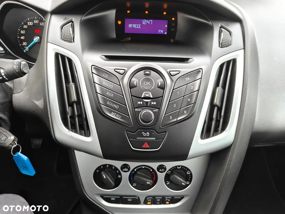 Ford Focus 1.0 EcoBoost Start-Stopp-System Champions Edition - 16