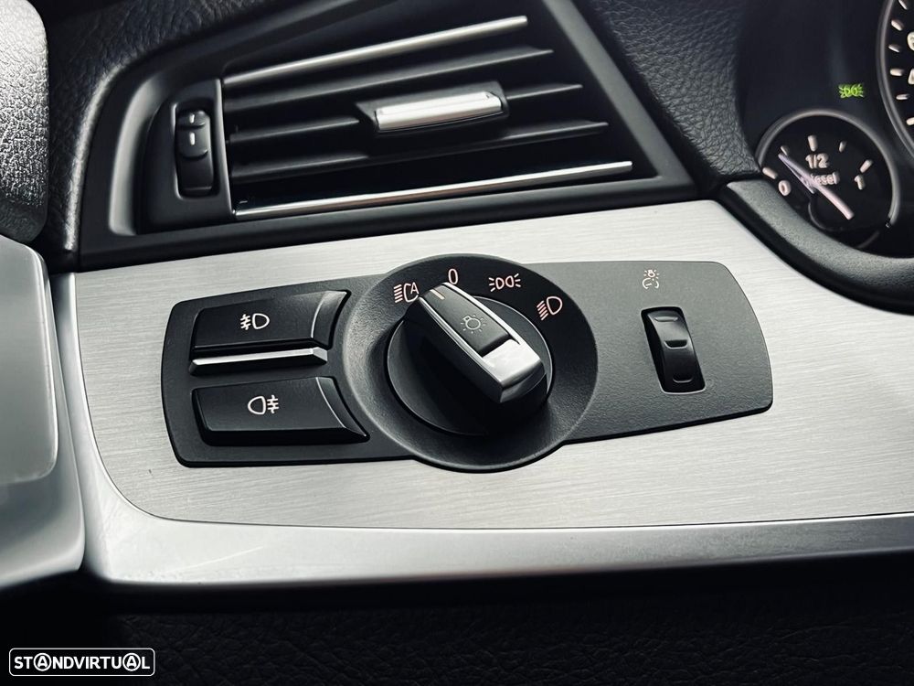 BMW 520 d Pack M Auto - 33