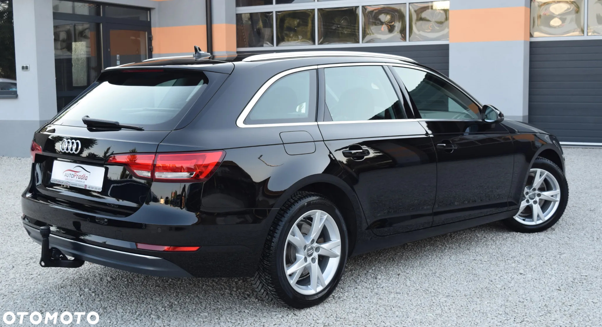 Audi A4 Avant 2.0 TDI Design - 12