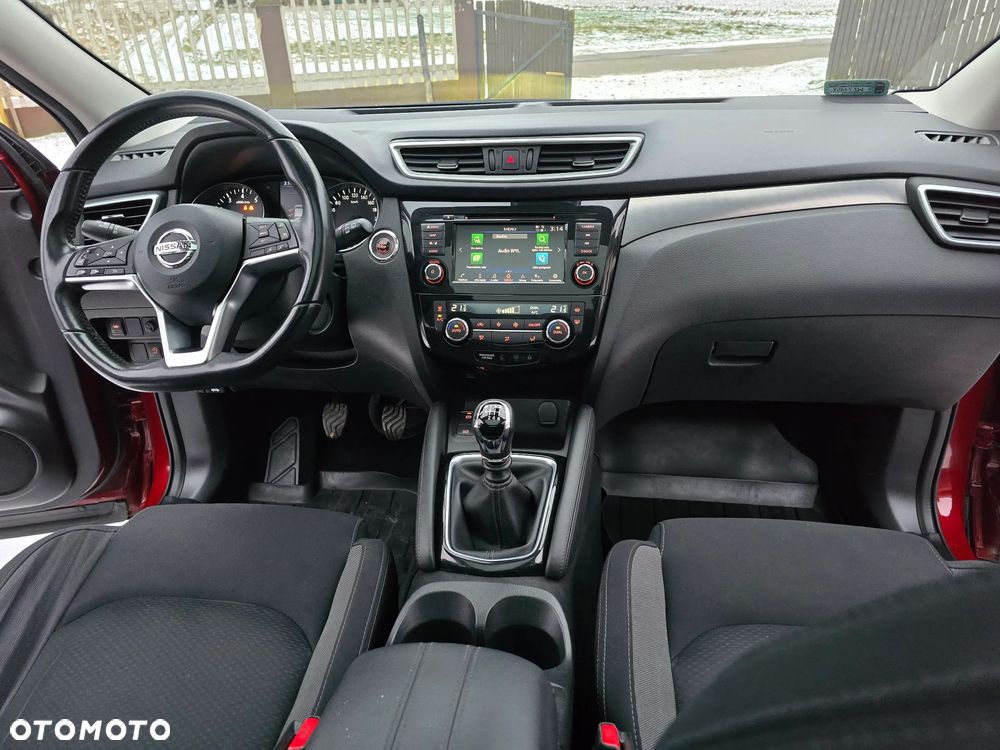 Nissan Qashqai 1.3 DIG-T N-CONNECTA - 25