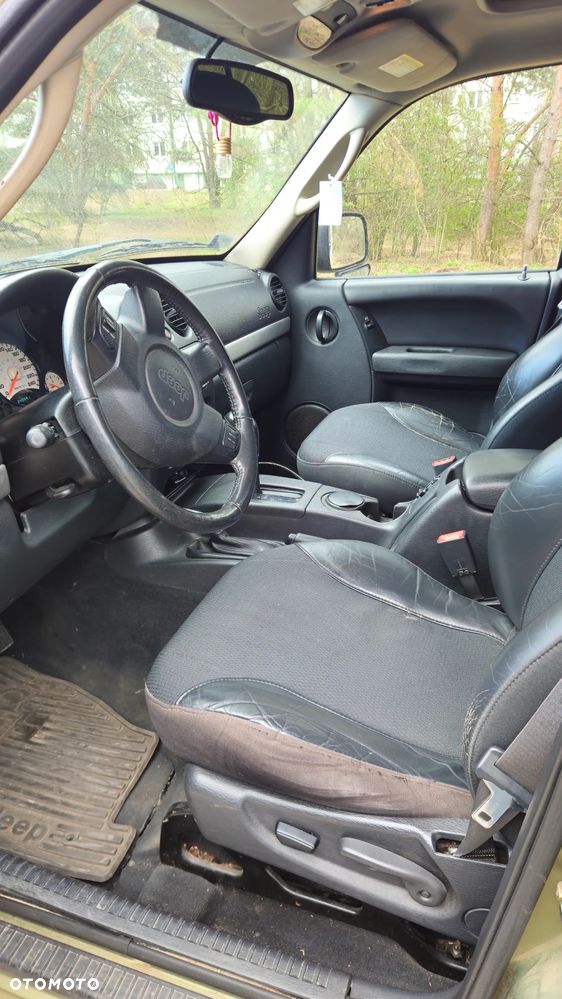 Jeep Cherokee 2.8L CRD Renegade - 10